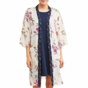Time & Tru Floral Printed Cream Kimono w/Navy Trim